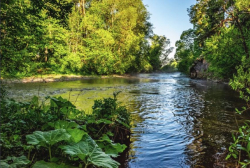 �arovn� V�h - s�tok Bieleho a �ierneho V�hu